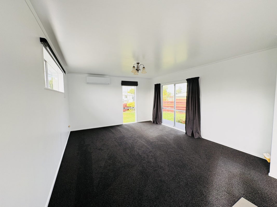 43 Acacia Street, Kelvin Grove, Palmerston North - Carousel 2