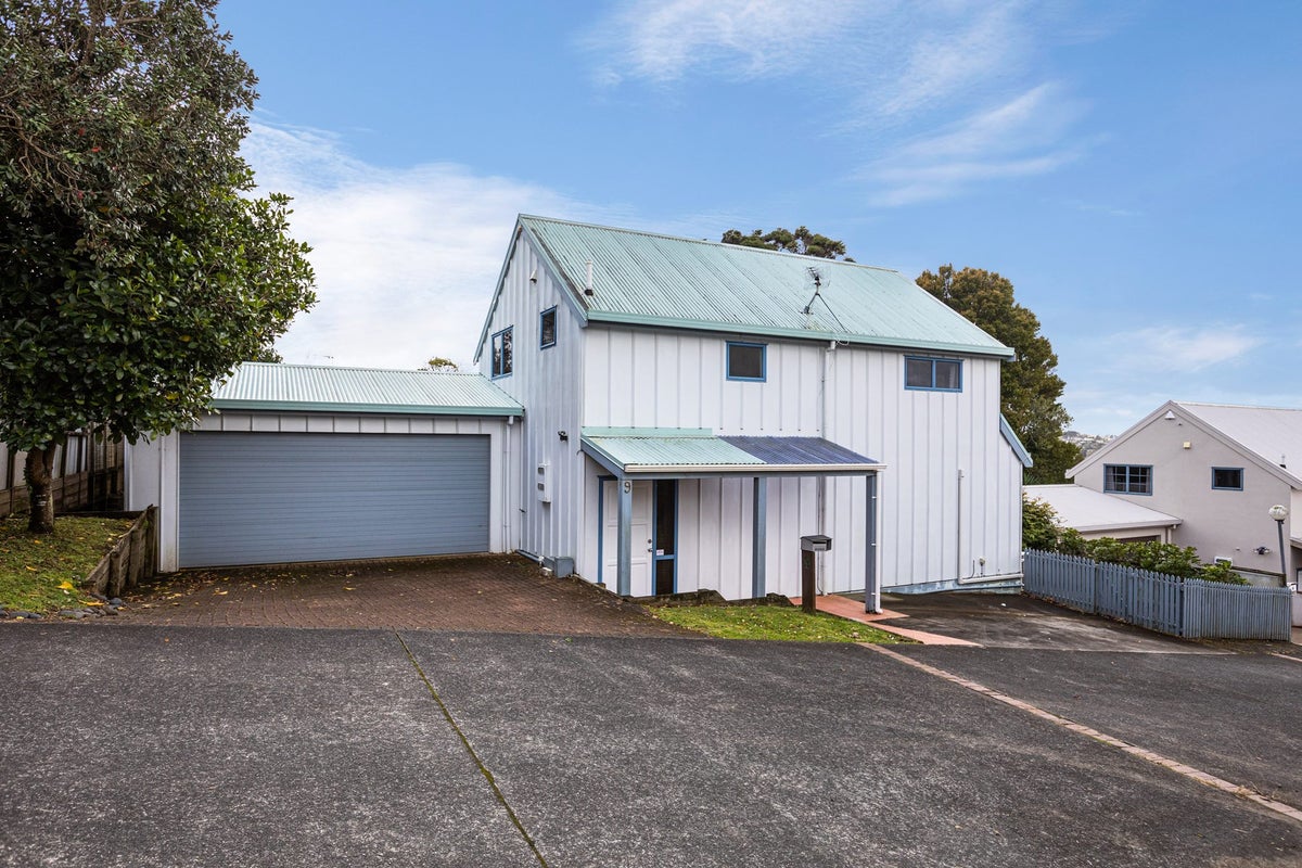 9/485 Don Buck Road, Massey, Auckland - Carousel 1