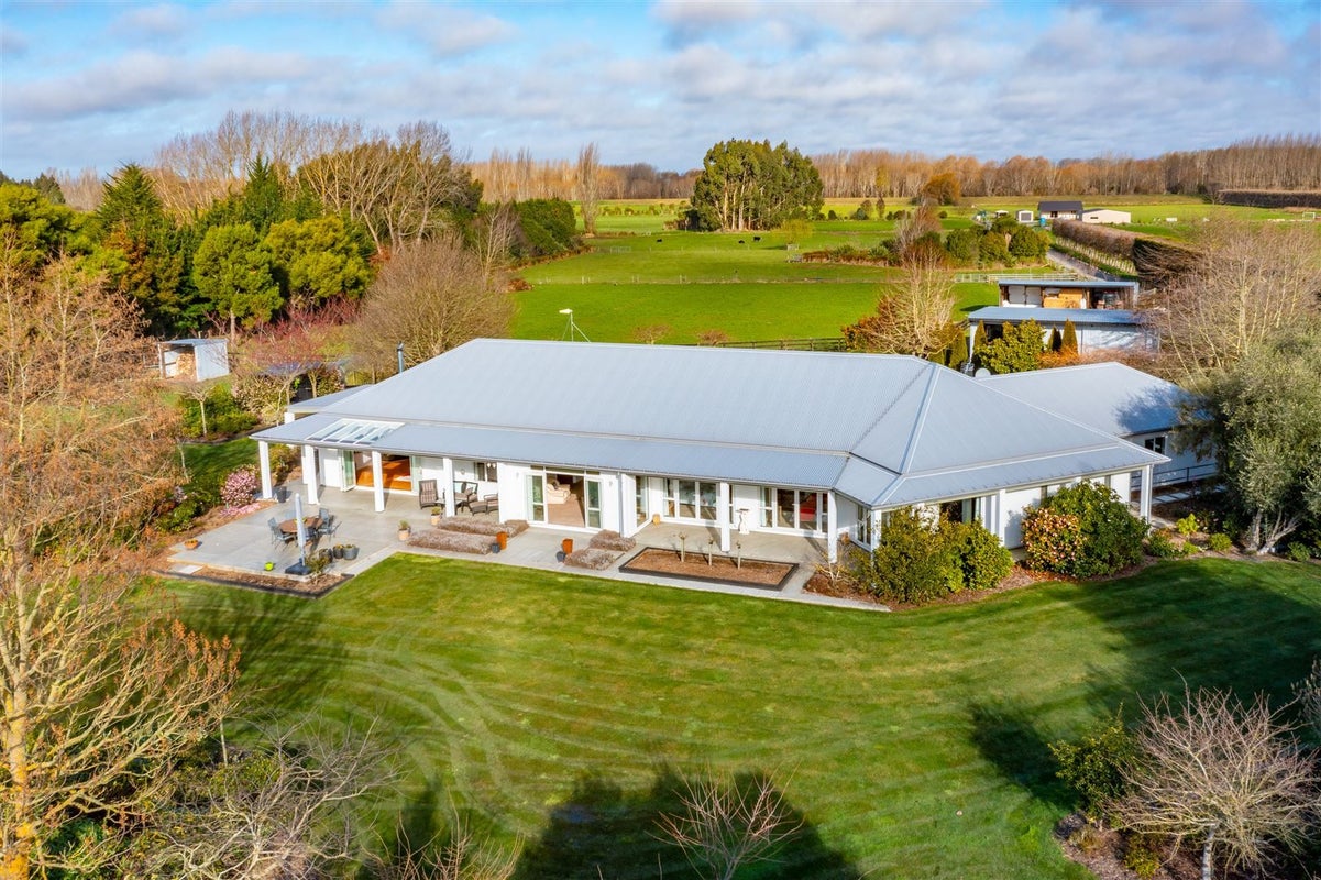 225 Heywards Road, Clarkville, Kaiapoi - Carousel 1