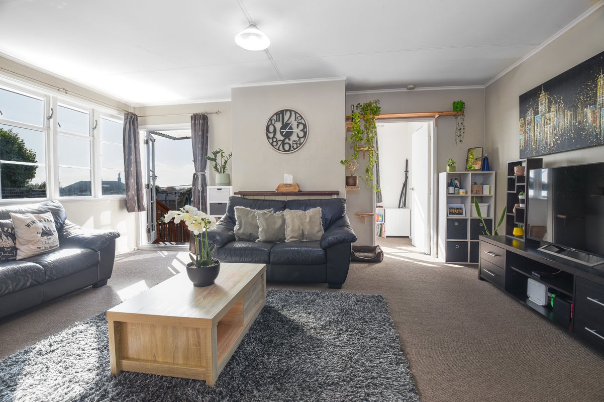 44 Rimu Street, Glenholme, Rotorua - Carousel 1