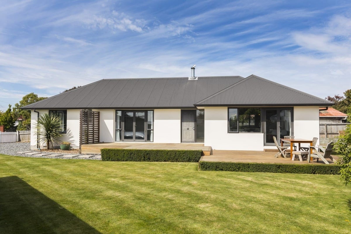 10 Epping Place, Burnside, Christchurch - Carousel 1