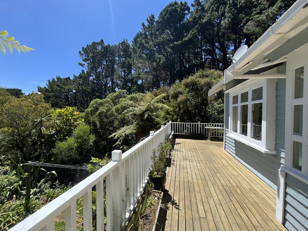 10 Connaught Terrace, Brooklyn, Wellington - Carousel 1
