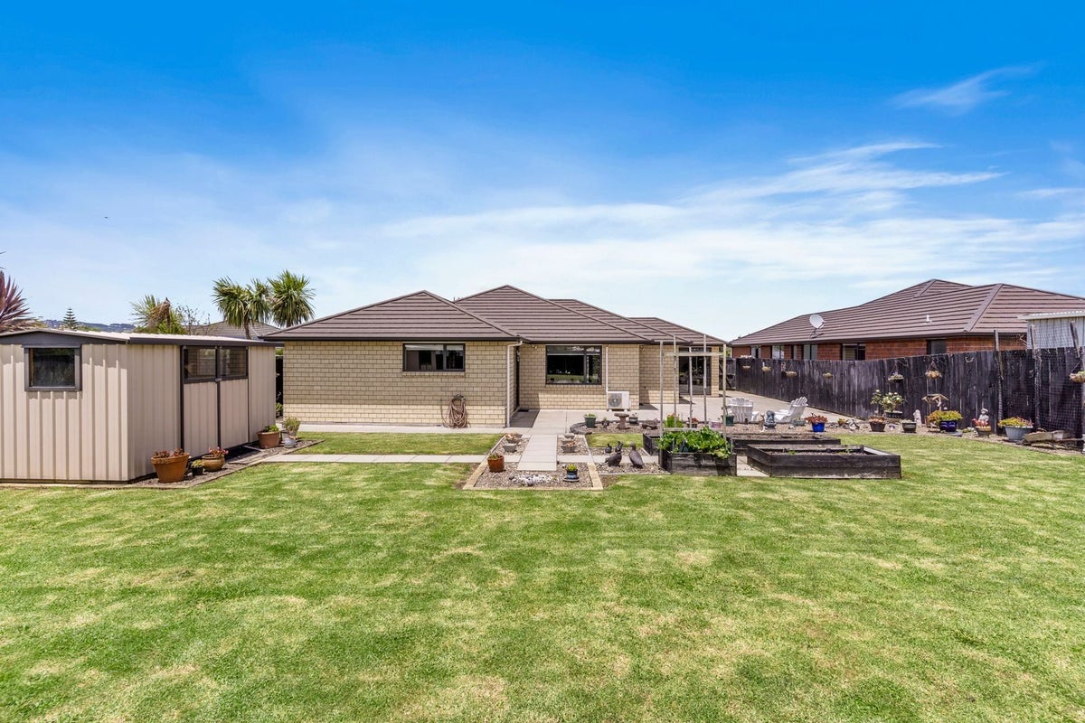 10 Drumkeen Place, Rosehill, Papakura - Carousel 9