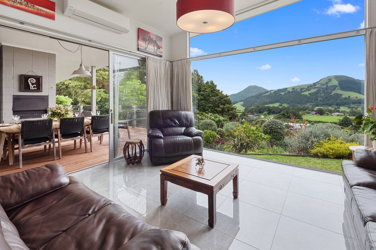 25 Glen Bruce Place, Whangarei - Carousel 2