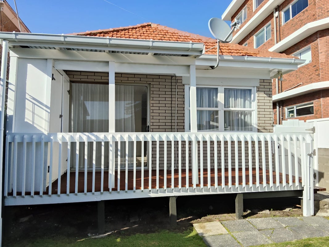 2/34 Marau Crescent, Mission Bay, Auckland - Carousel 1