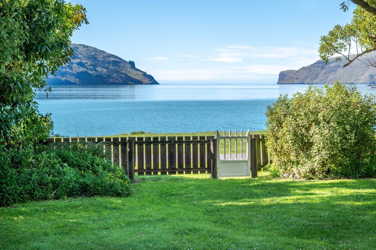 4 Cemetery Road, Wainui, French Farm - Carousel 1