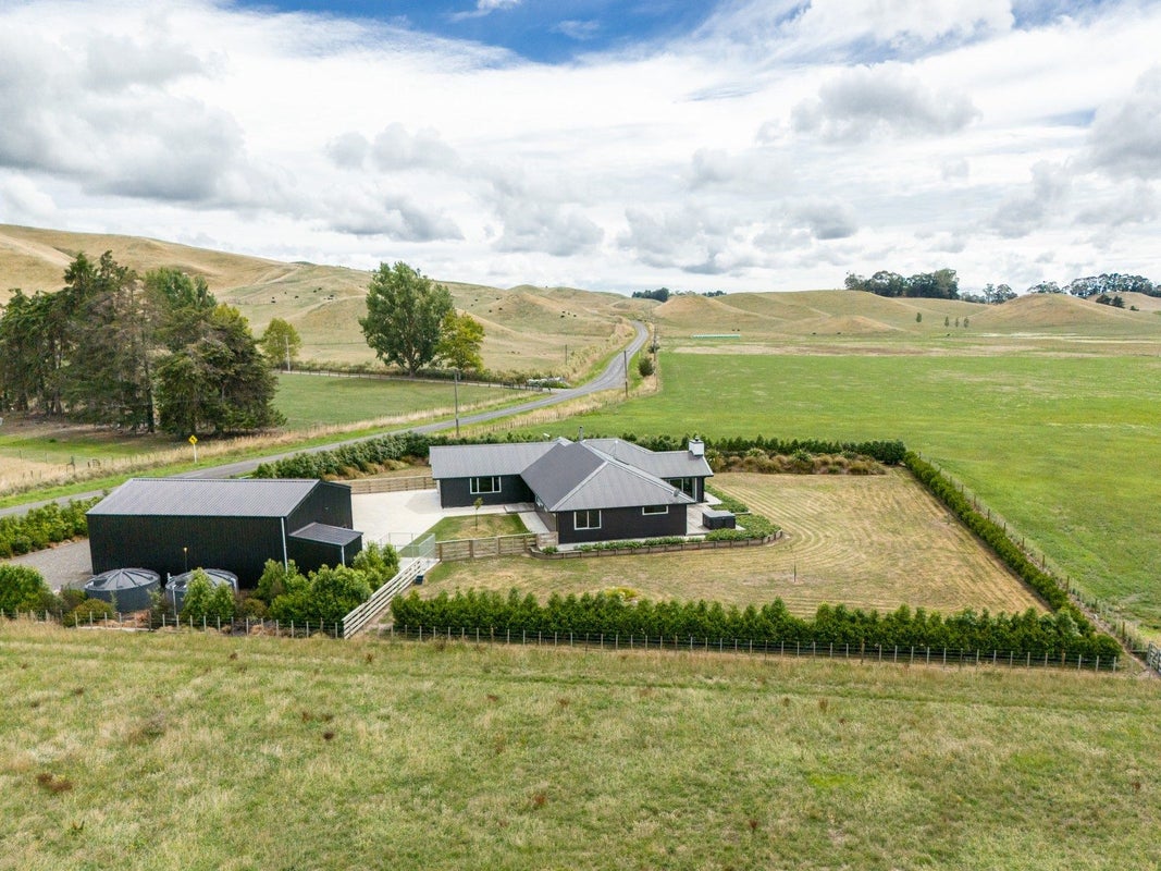 373 Raukawa Road, Raukawa, Hastings - Carousel 2