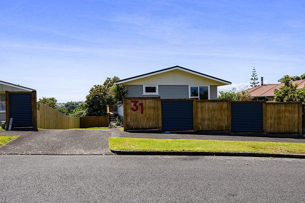 31 Clearmont Crescent, Blagdon, New Plymouth - Carousel 26
