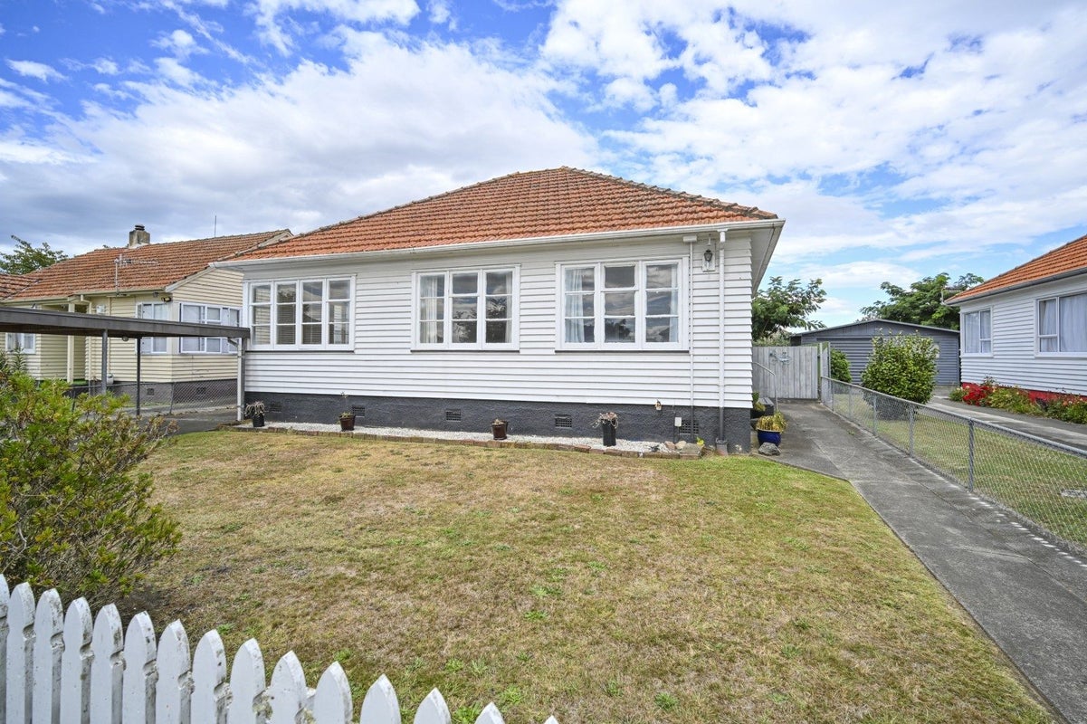 819 Kowhai Street, Mahora, Hastings - Carousel 1
