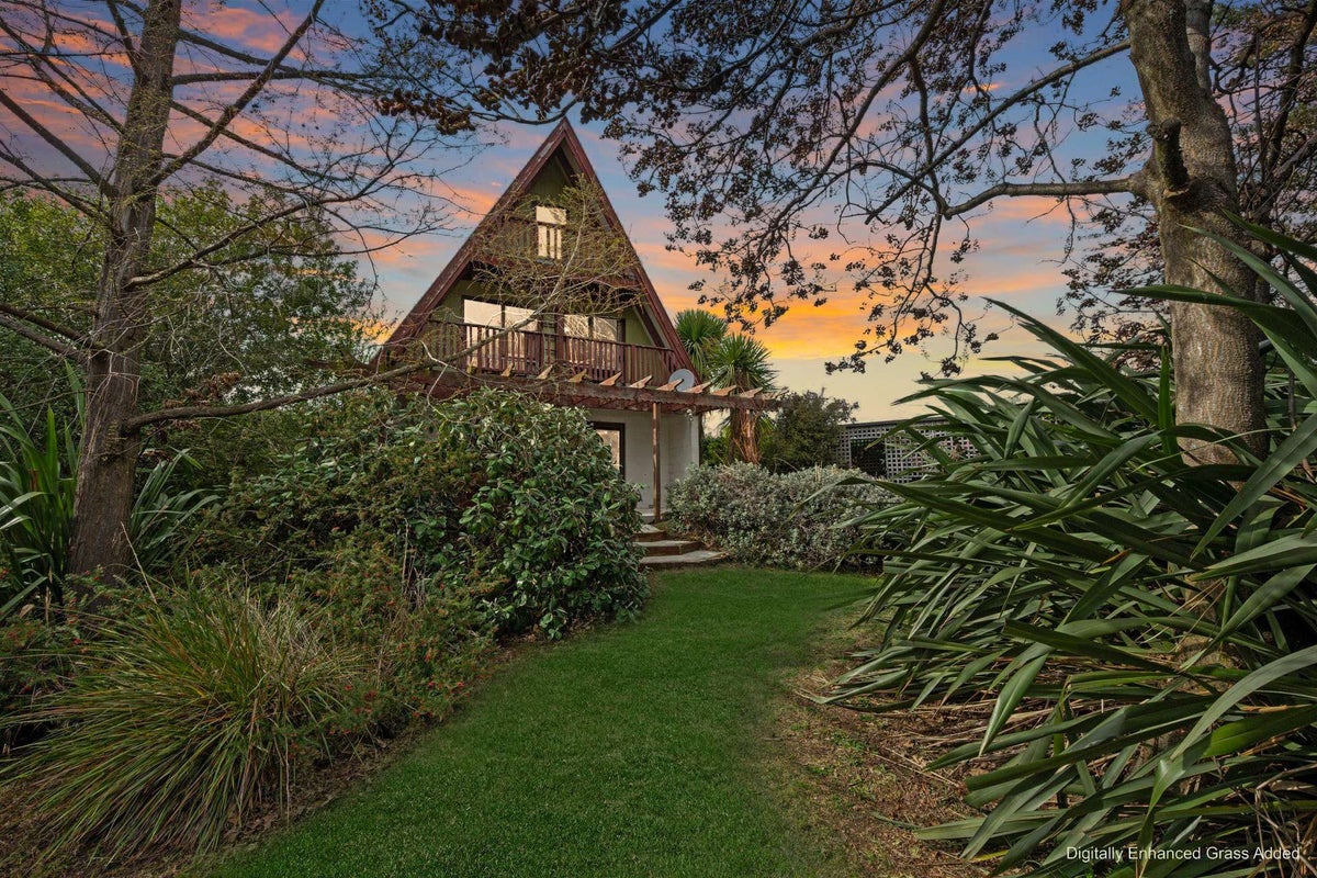 4 Bodkin Street, Lake Hawea, Wanaka - Carousel 1
