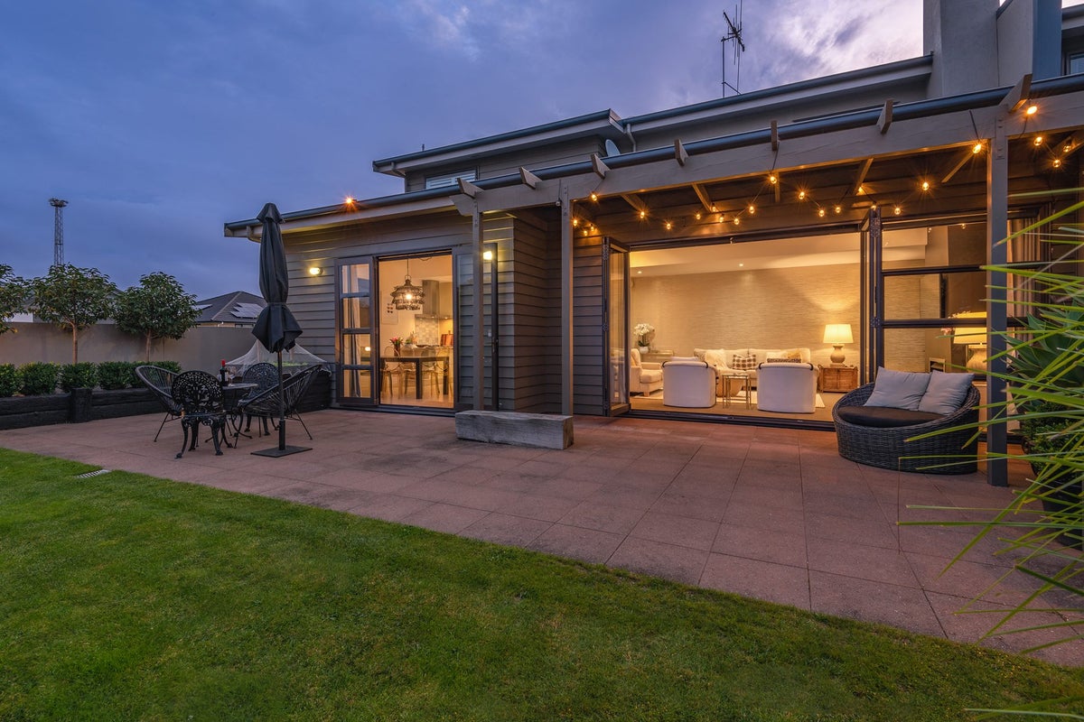 28 Balrickard Way, Milson, Palmerston North - Carousel 2