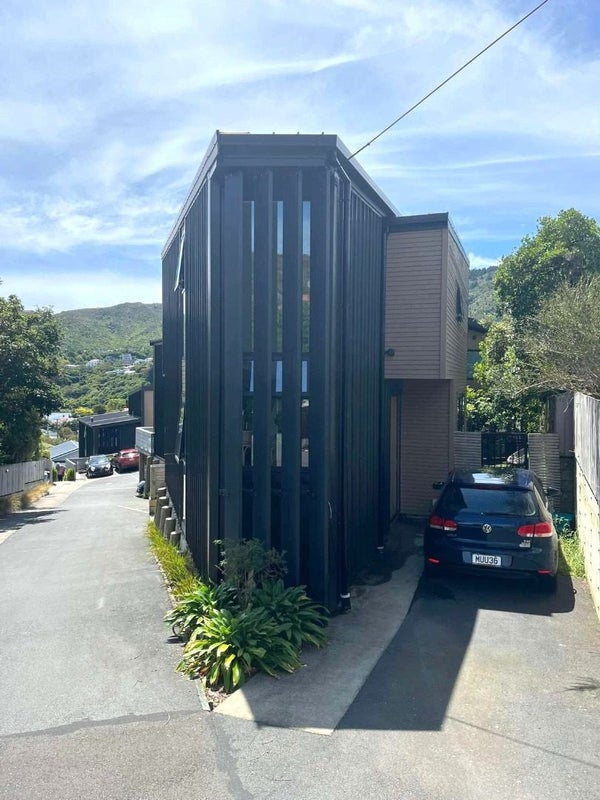 1/38 Bankot Crescent, Ngaio, Wellington - Carousel 1