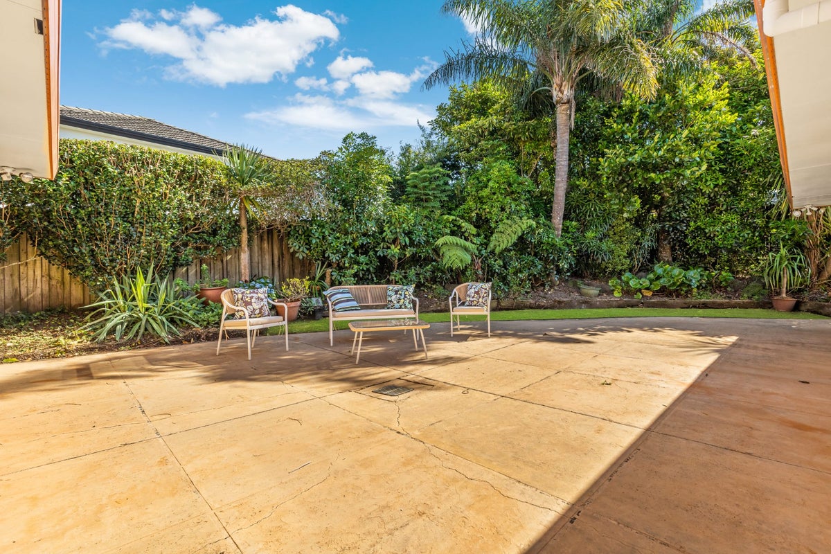 10 Stewart Gibson Place, Manurewa, Auckland - Carousel 13