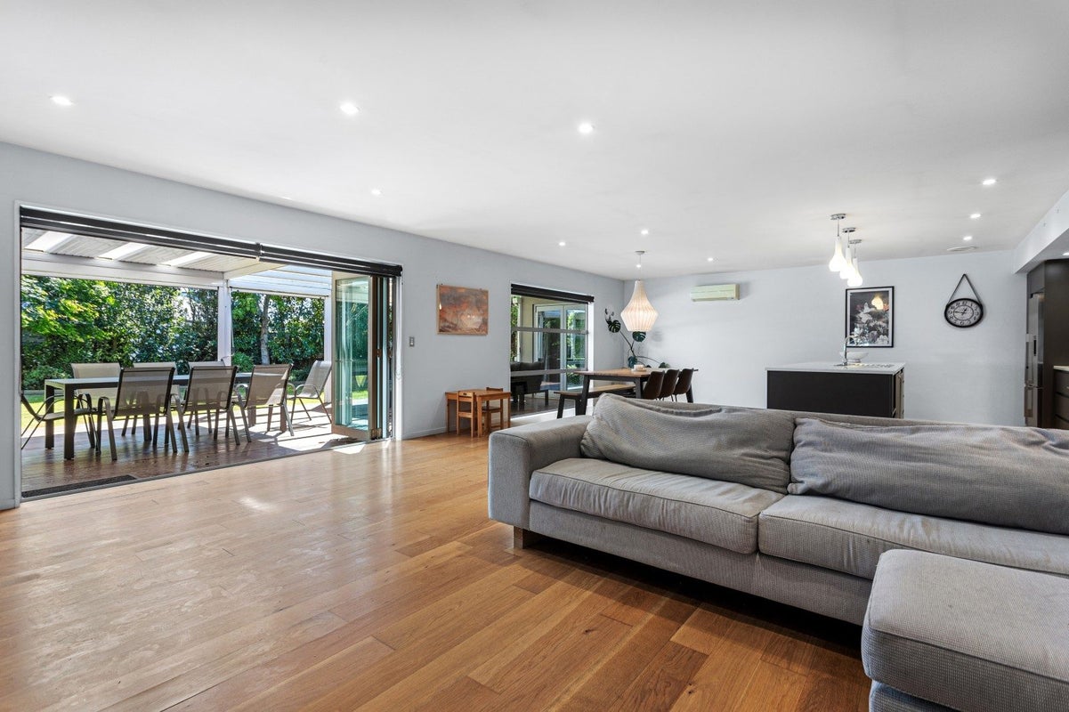 7 John Leith Place, Leithfield, Amberley - Carousel 2