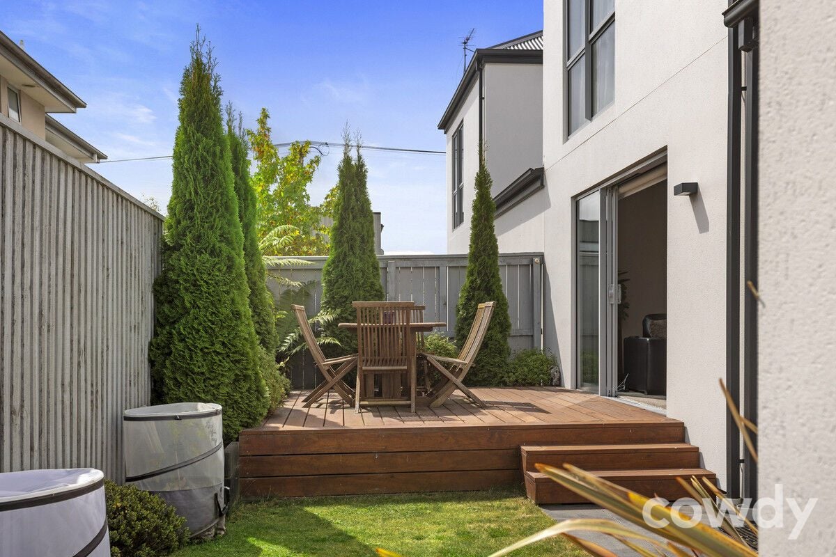 2/78 Canon Street, St Albans, Christchurch - Carousel 1