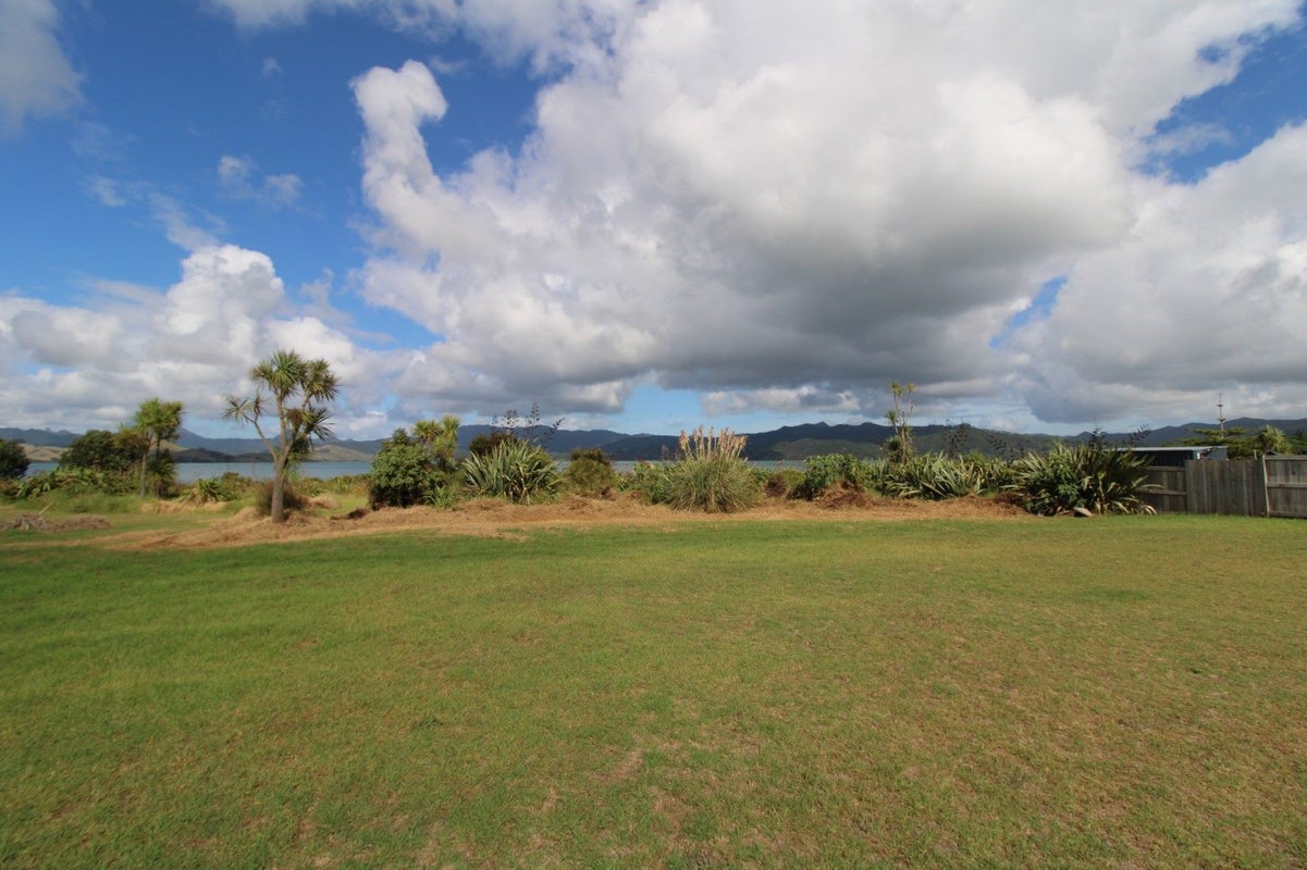 119 Kelly Jade Avenue, Matarangi - Carousel 2