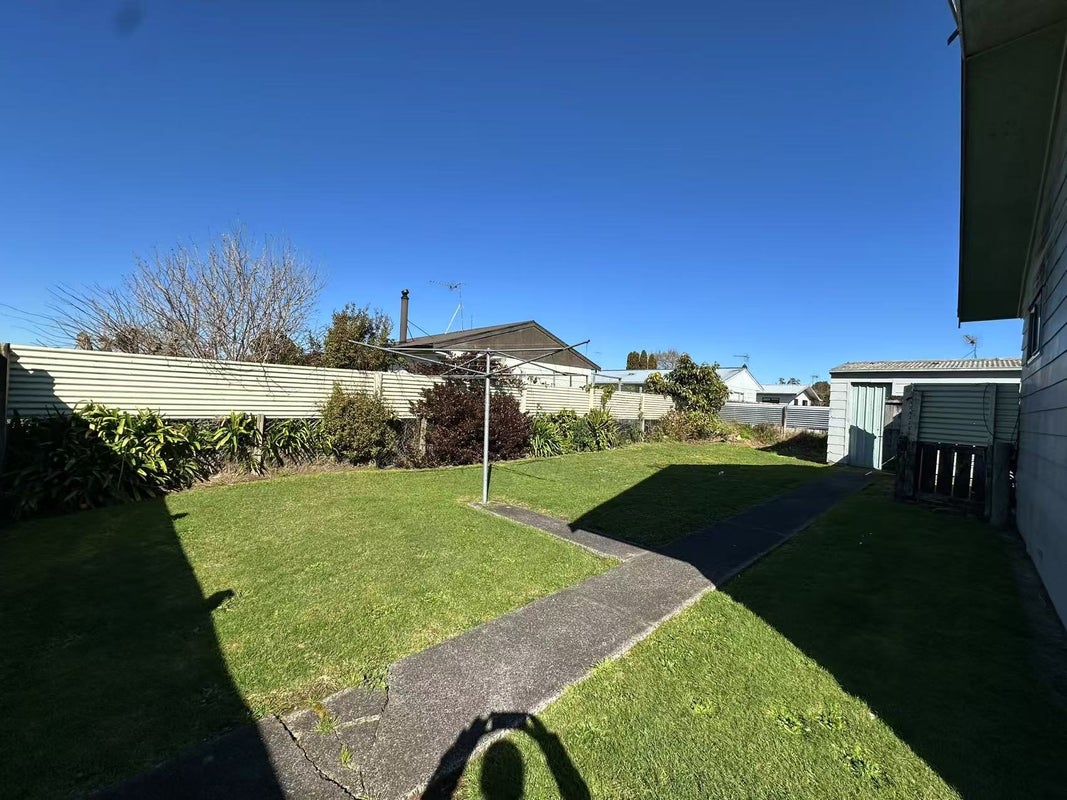 37 Breckons Avenue, Nawton, Hamilton - Carousel 14