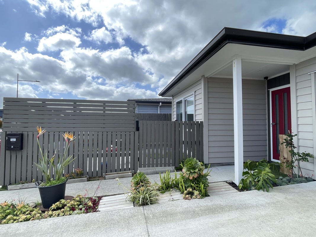 9 Kutukutu Street, Takanini, Auckland - Carousel 15