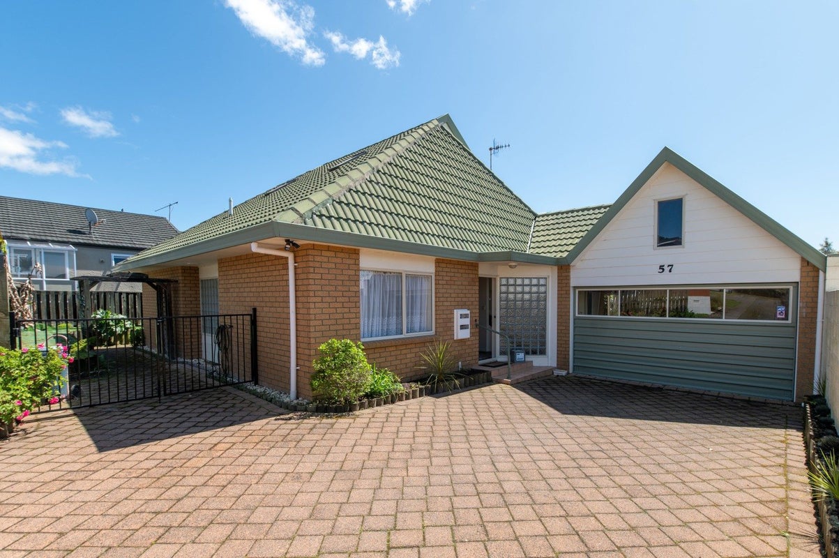 57 Wylie Street, Glenholme, Rotorua - Carousel 1