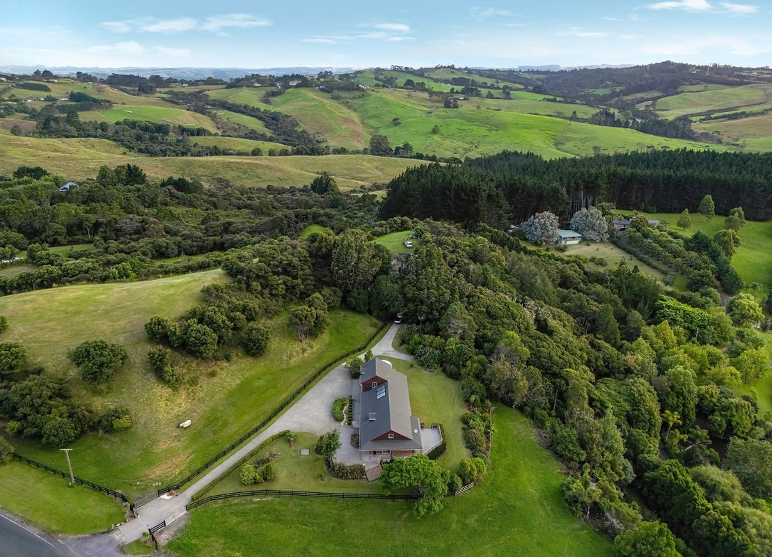131 Oyster Point Road, Warkworth - Carousel 2