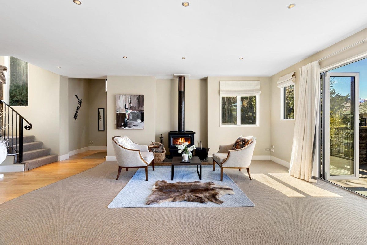 34B Greenstone Place, Fernhill, Queenstown - Carousel 2