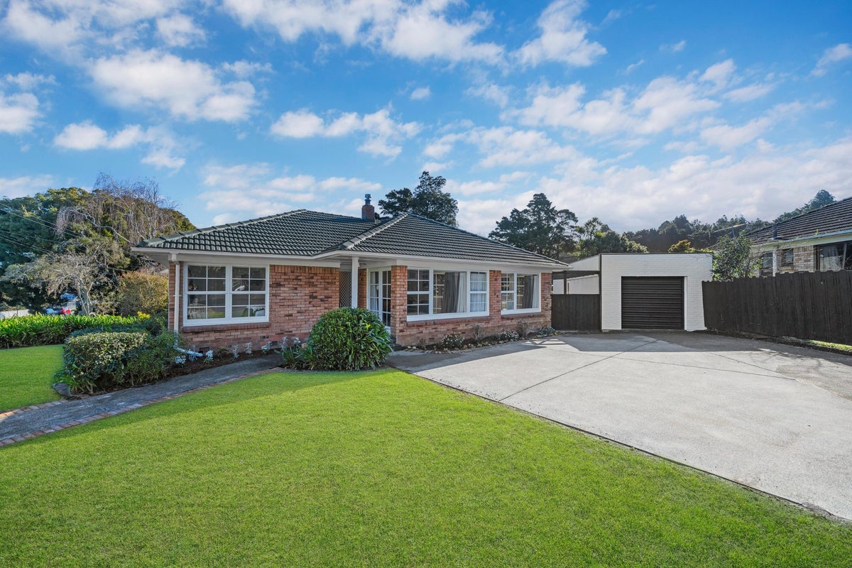 30 Kelvyn Grove, Hill Park, Manukau City, Auckland - Carousel 2
