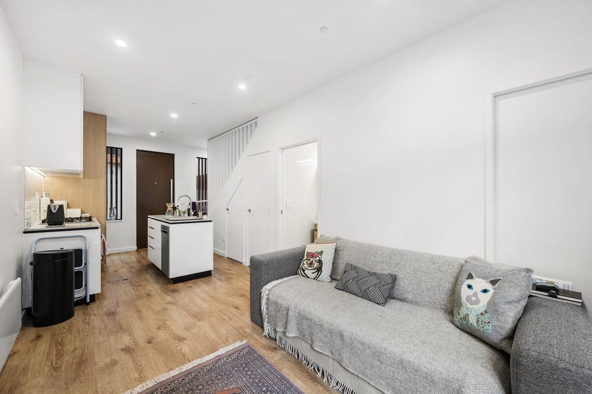 102/97 Taranaki Street, Te Aro, Wellington - Carousel 2