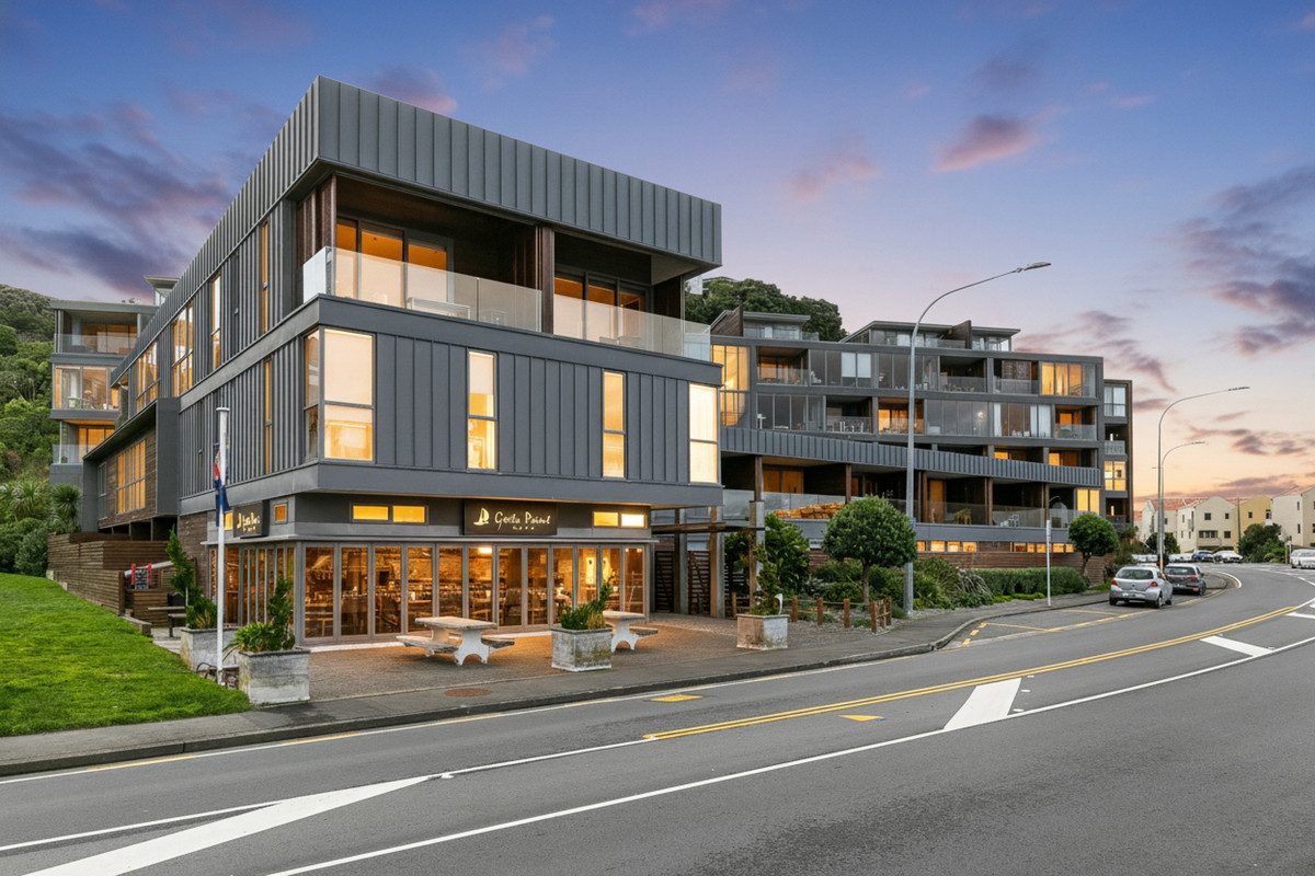 S209/326 Evans Bay Parade, Hataitai, Wellington - Carousel 1