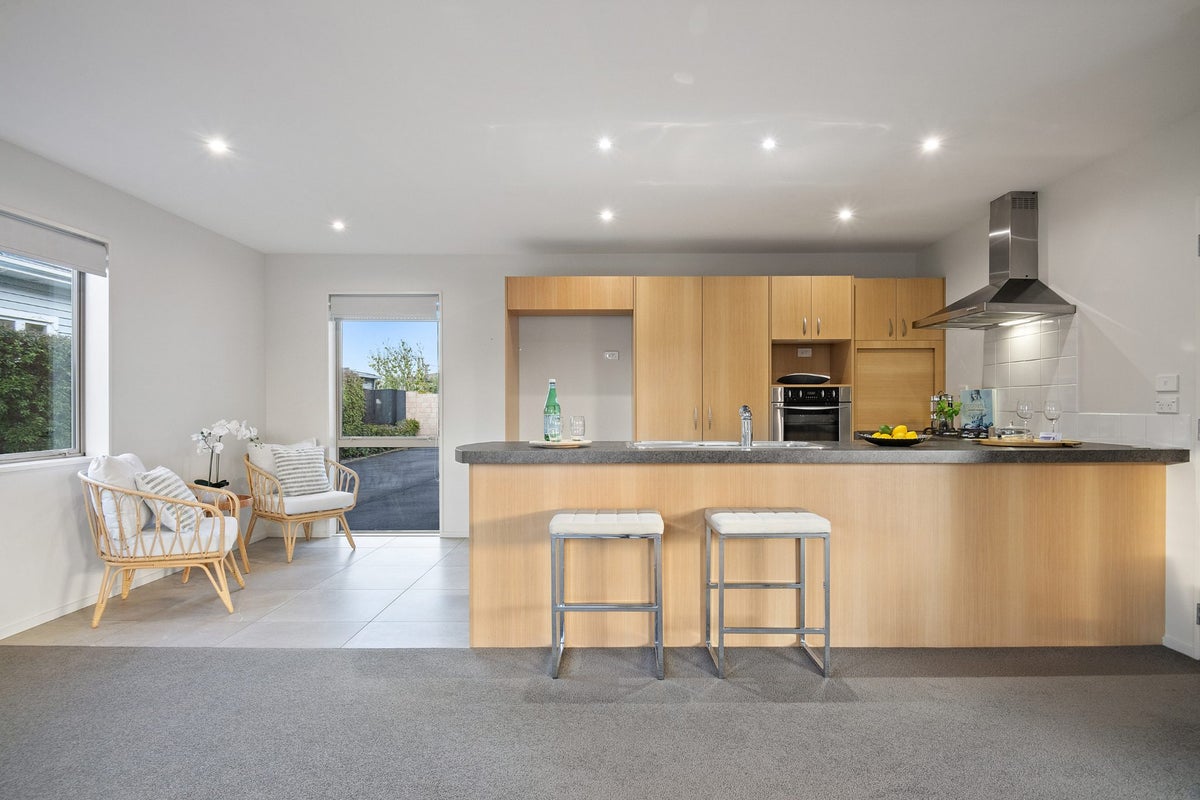 34 Wyndham Street, Papanui, Christchurch - Carousel 2