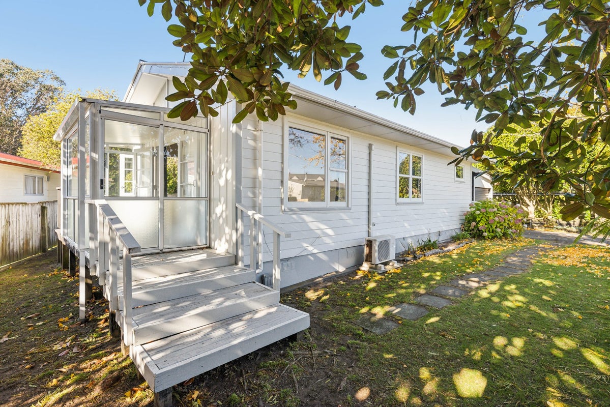 29A Manawa Avenue, Raumati Beach, Paraparaumu - Carousel 2
