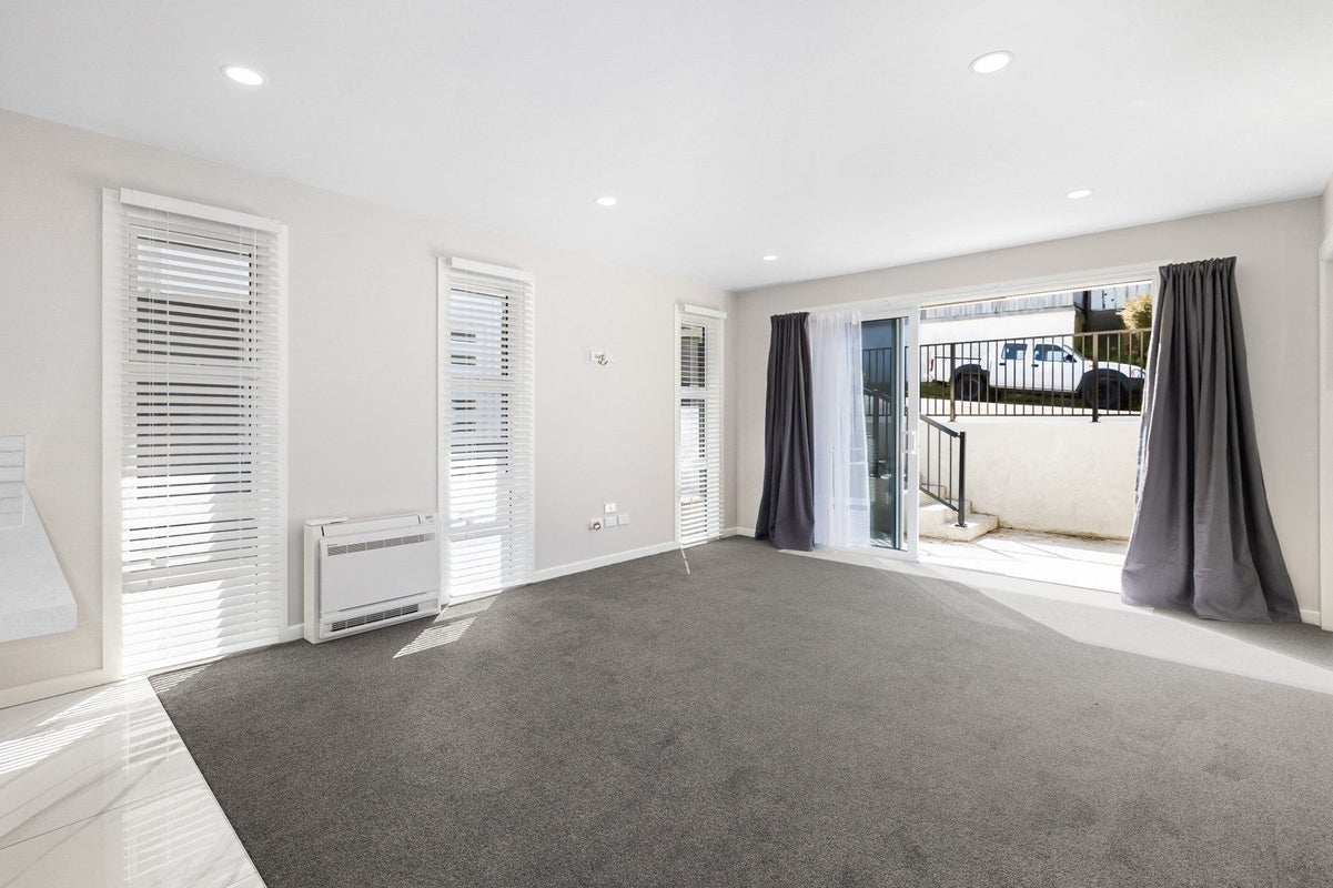 55 Havelock Street, Mornington, Dunedin - Carousel 2