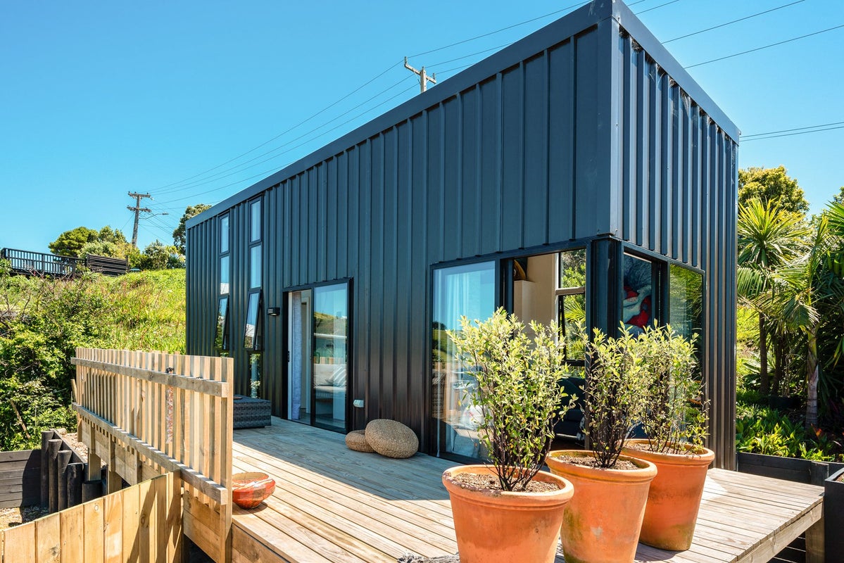 373 Sea View Road, Onetangi, Waiheke Island - Carousel 2