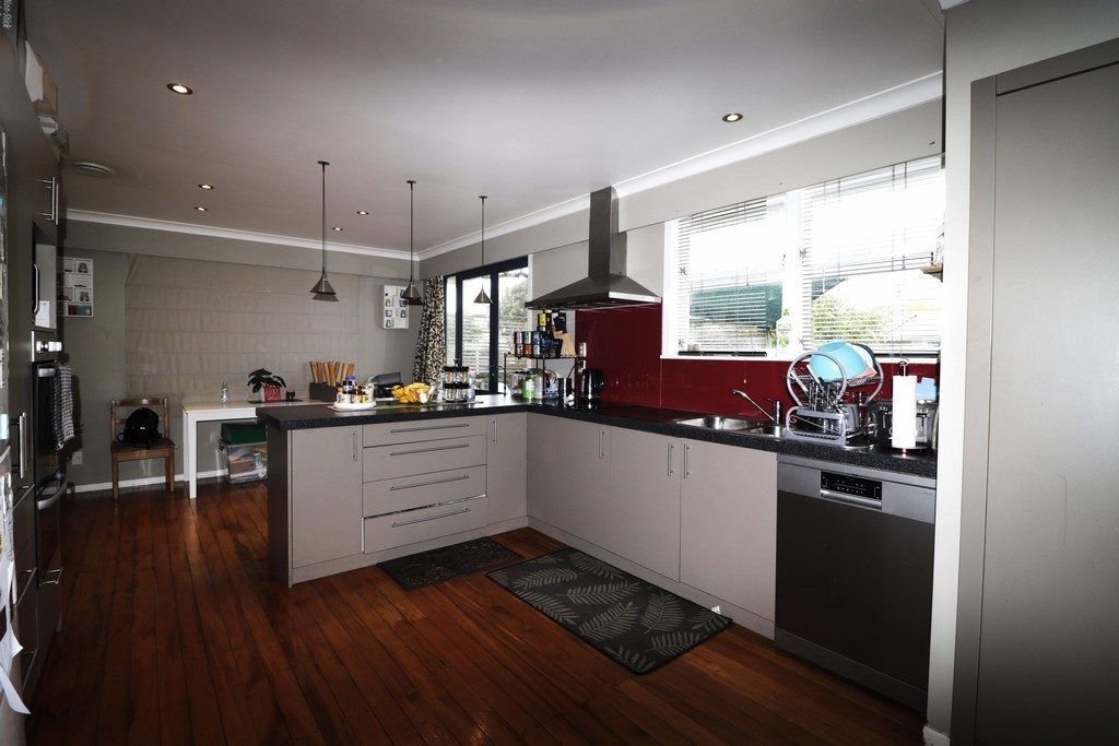 44 Toi Street, Tawhero, Whanganui - Carousel 2