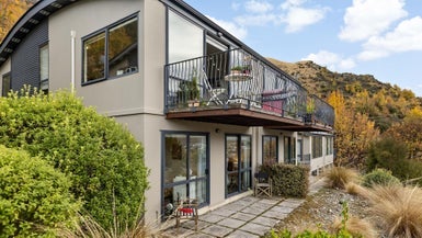 18/64 MARINA DR, FRANKTON RD, QUEENSTOWN - Carousel 1