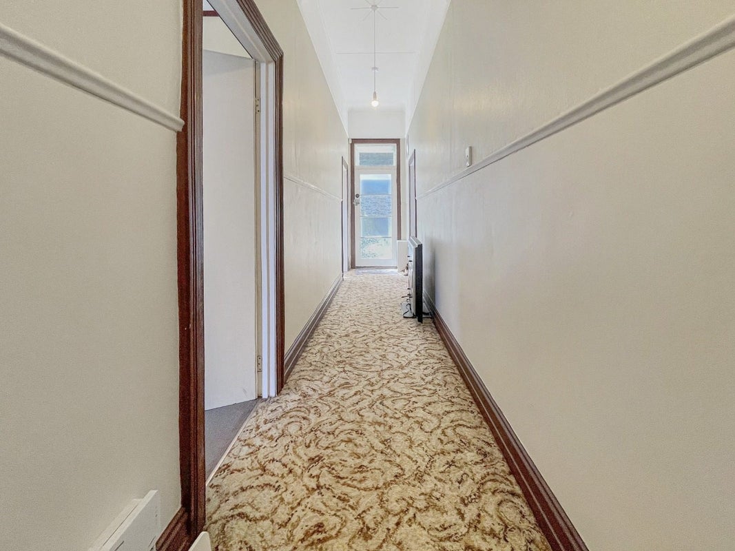 94 Russell Terrace, Berhampore, Wellington - Carousel 2