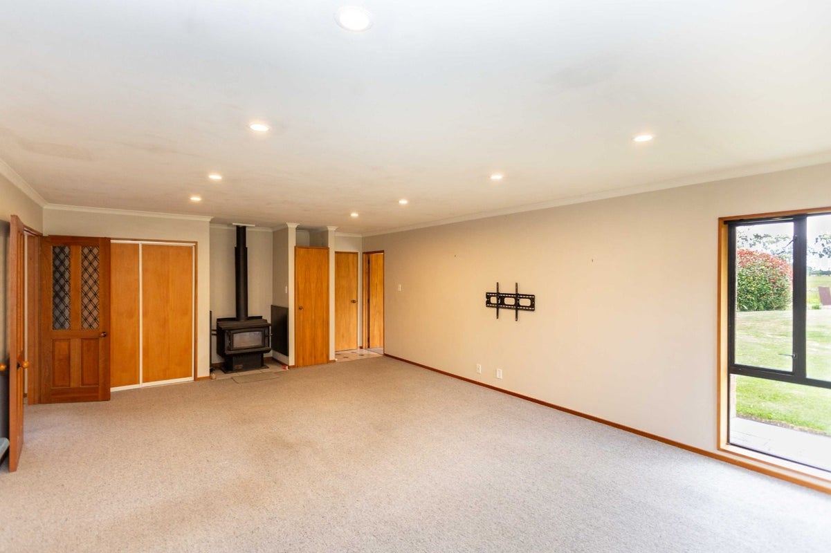 15 Guys Road, Yaldhurst, Christchurch - Carousel 2
