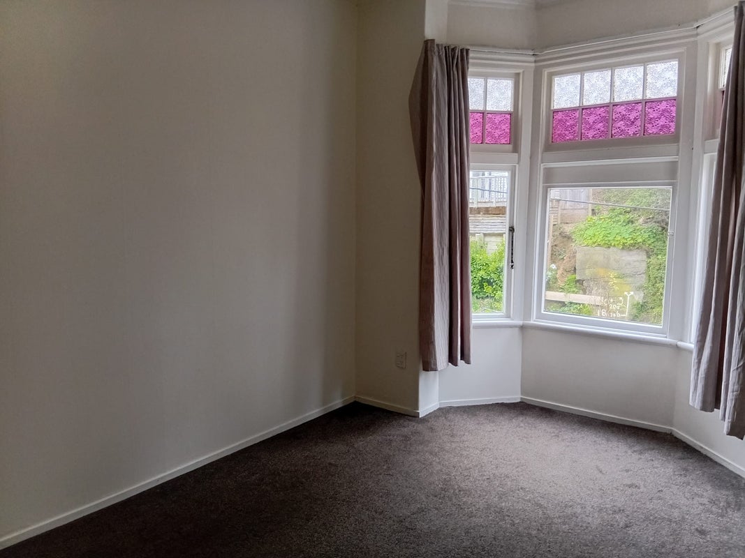 17 Adams Terrace, Aro Valley, Wellington - Carousel 2
