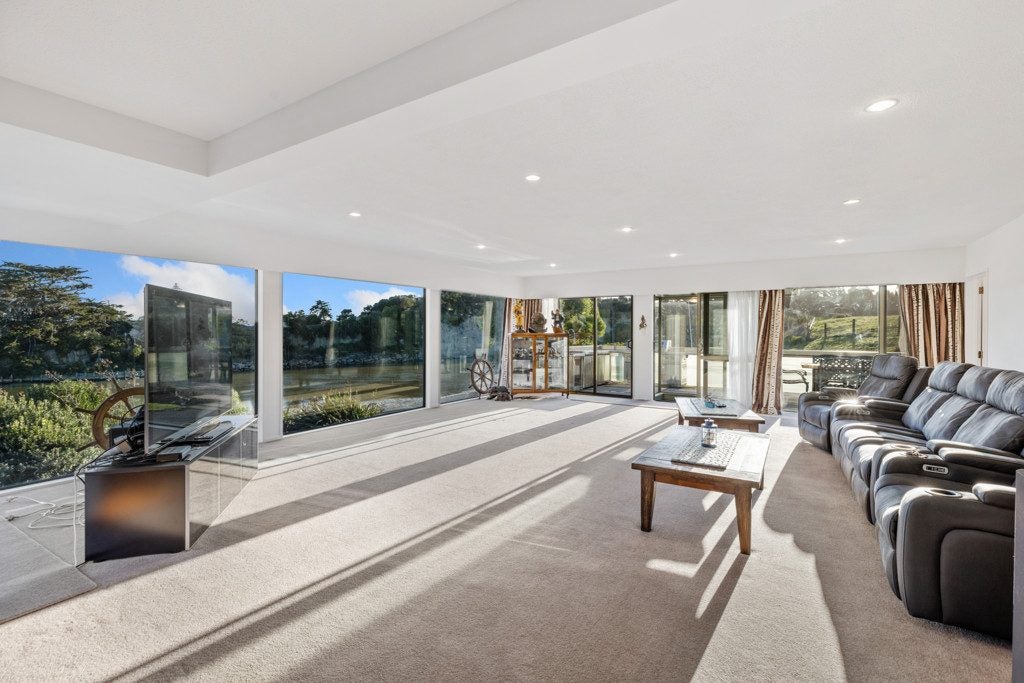 55 Fishermans Lane, Motunau, Greta Valley - Carousel 2