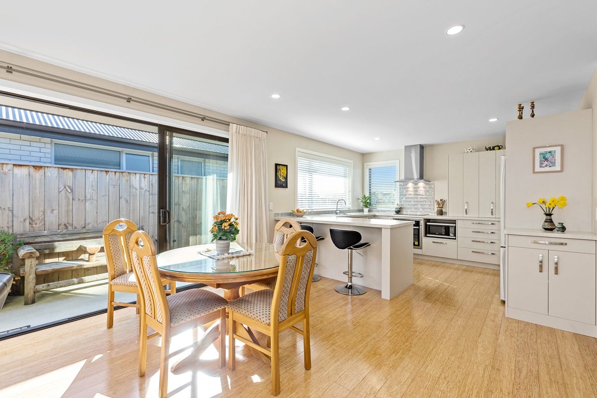 4 Catalina CRES, Burleigh, Blenheim - Carousel 1