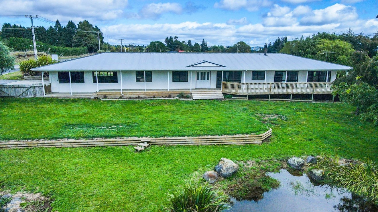75 Ruapehu Road, Ohakune - Carousel 1