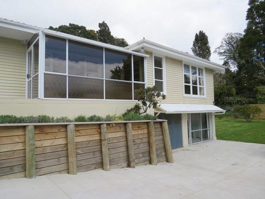 84 Carrington Street, Lower Vogeltown, New Plymouth - Carousel 2