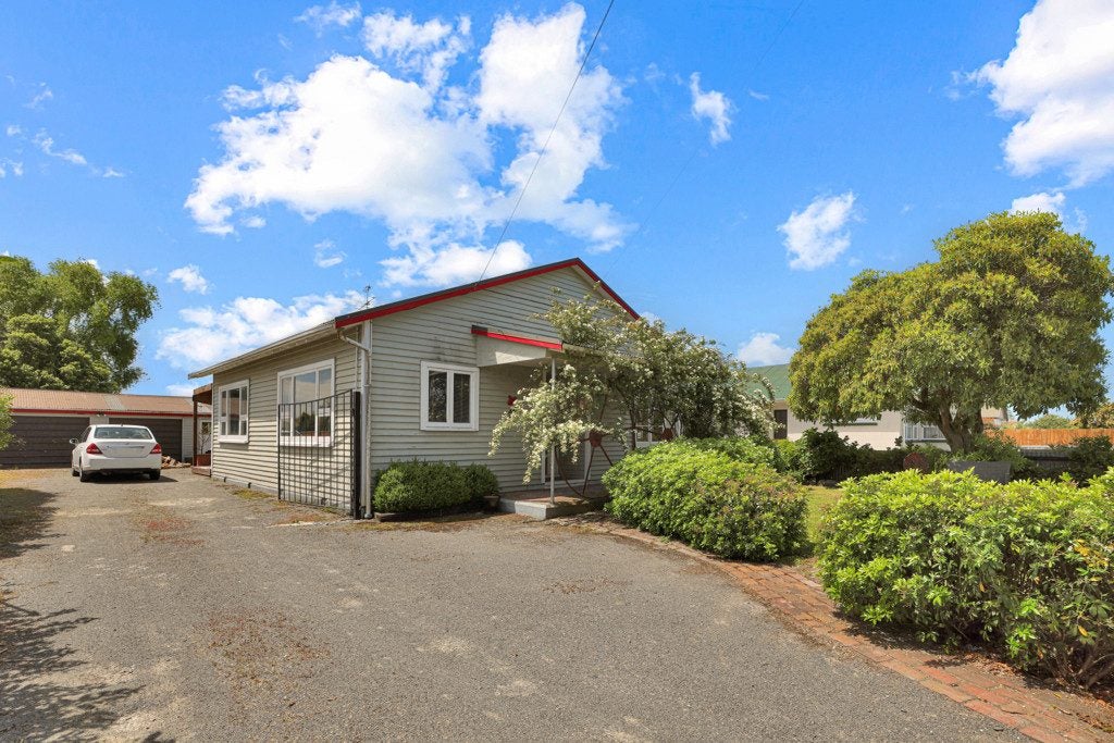 23 Albert Street, Netherby, Ashburton - Carousel 1