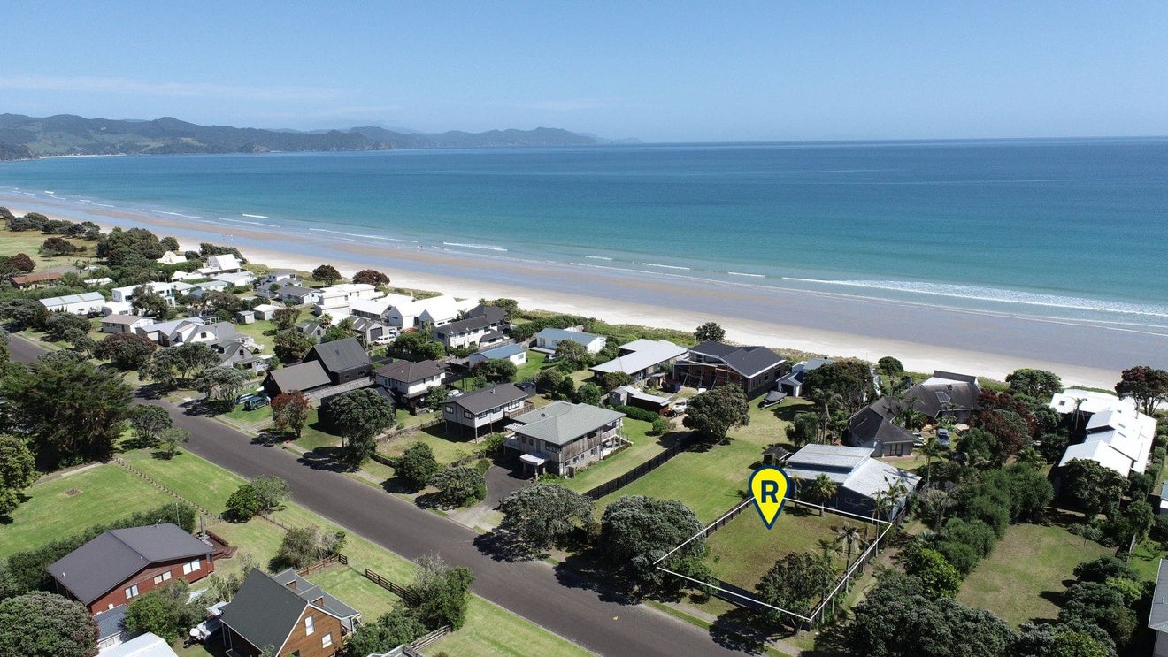 302 Kenwood Drive, Matarangi - Carousel 2