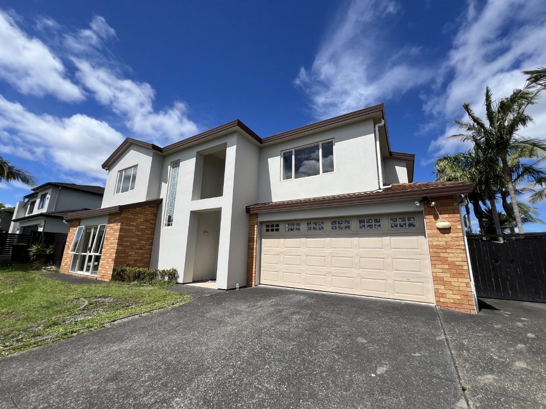 36 Baltersan Drive, Flat Bush, Auckland - Carousel 1