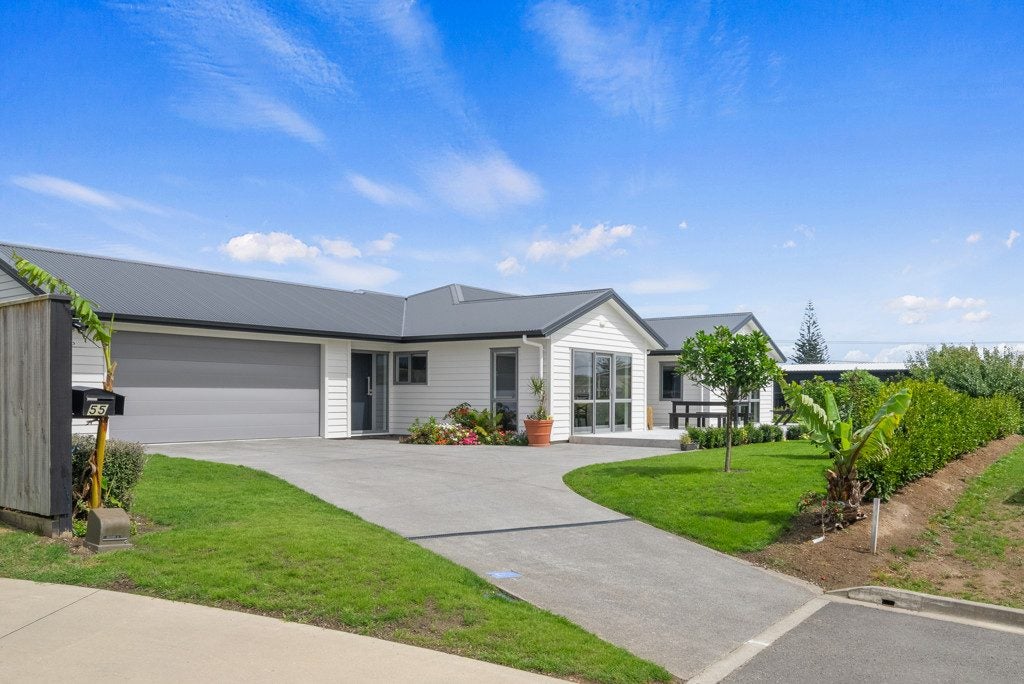 55 Seagrass Place, Otaki Beach, Otaki - Carousel 1