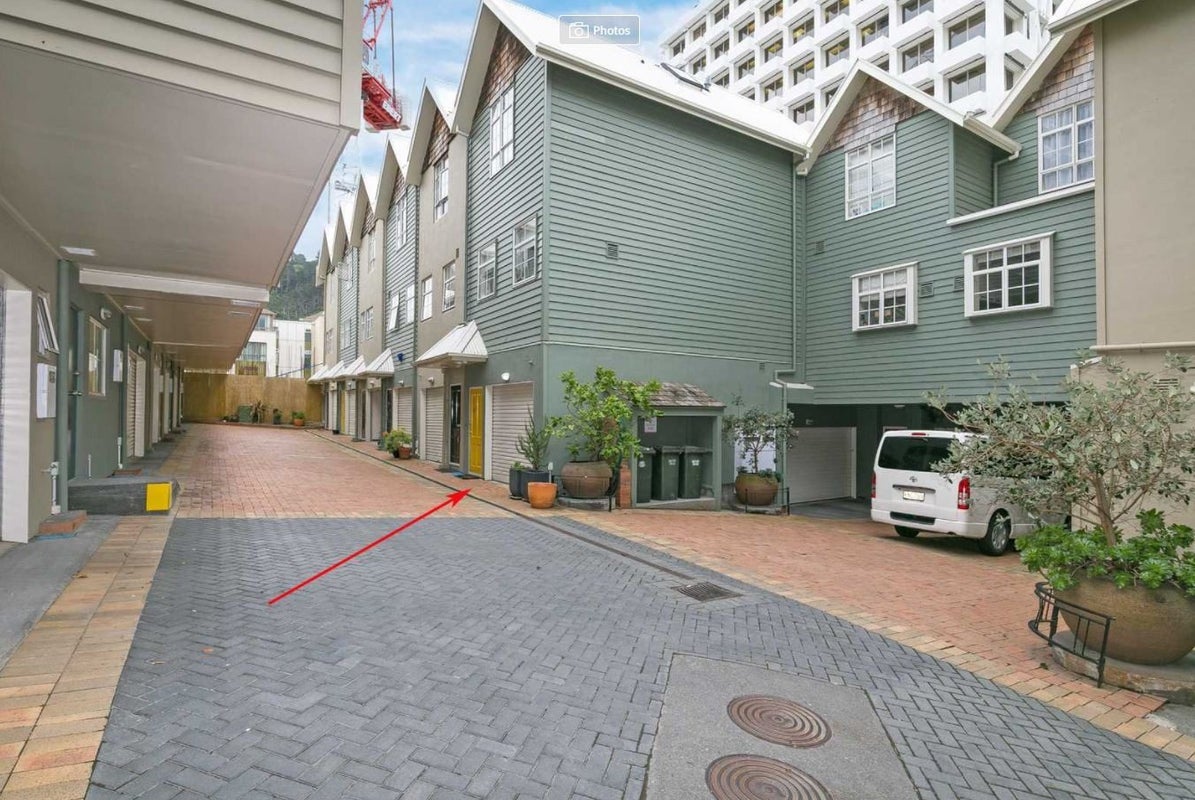 42 Pipitea Street, Thorndon, Wellington - Carousel 1