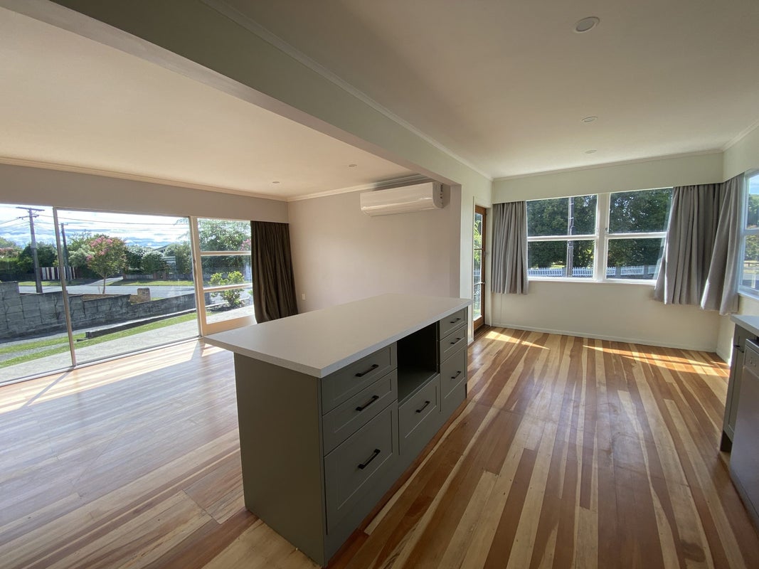 66 English Street, St Andrews, Hamilton - Carousel 2