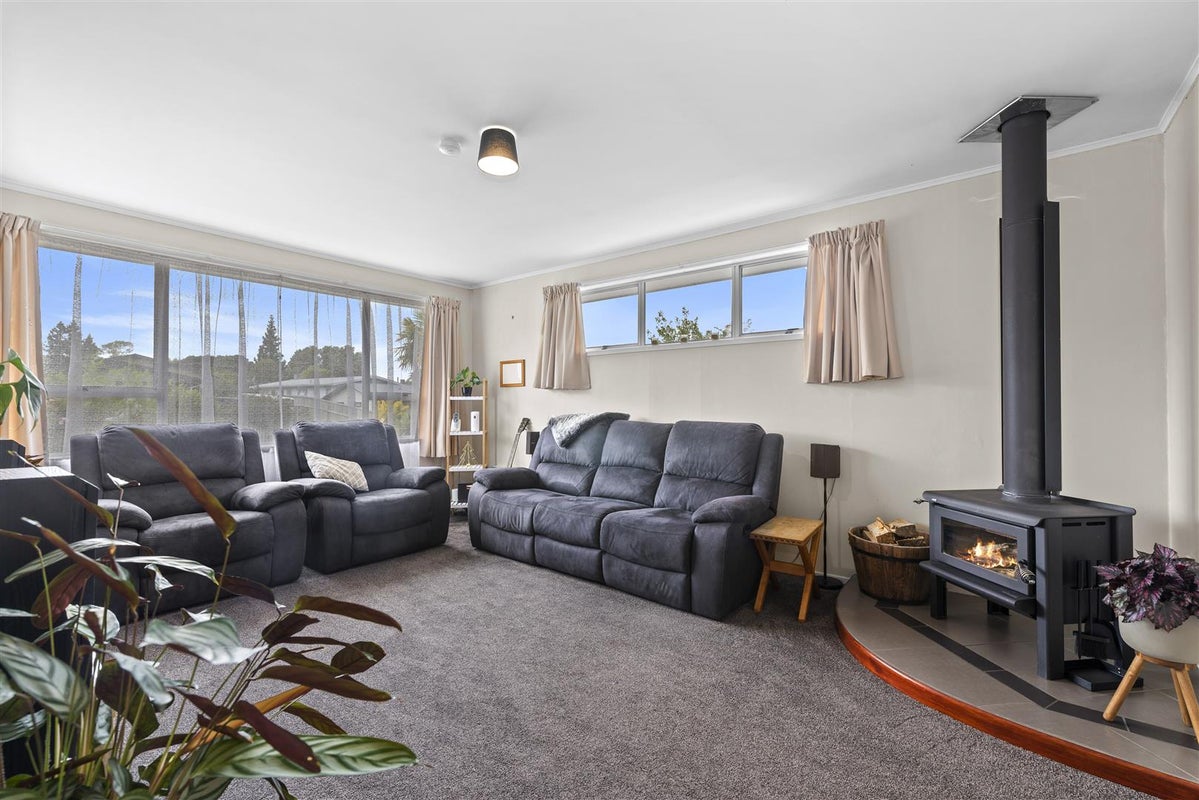 76 Homedale Street, Pukehangi, Rotorua - Carousel 2