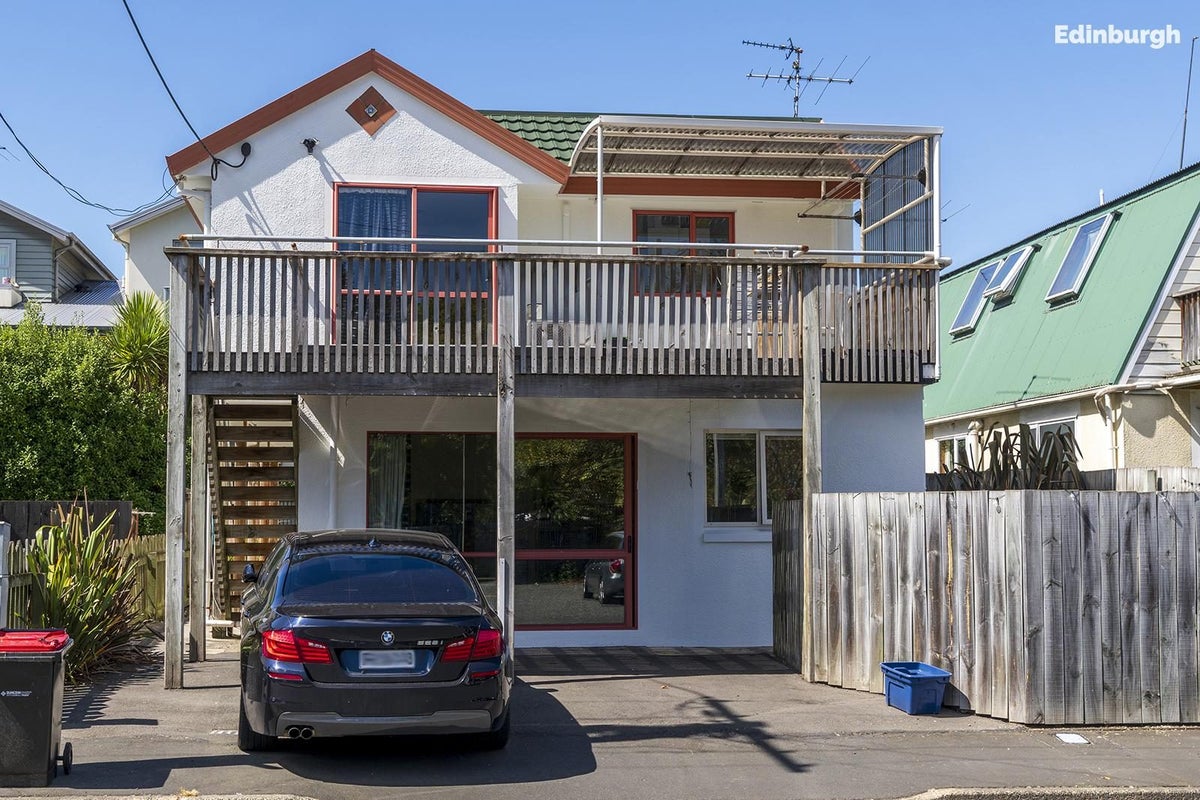 9 Ethel McMillan Place, North Dunedin, Dunedin, Otago - Carousel 2