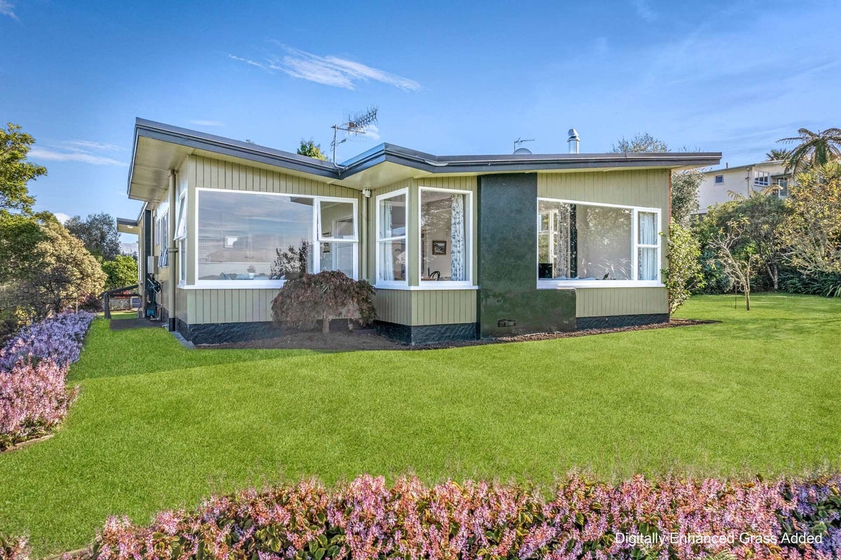 11 Smart Terrace, Saint Johns Hill, Whanganui - Carousel 1
